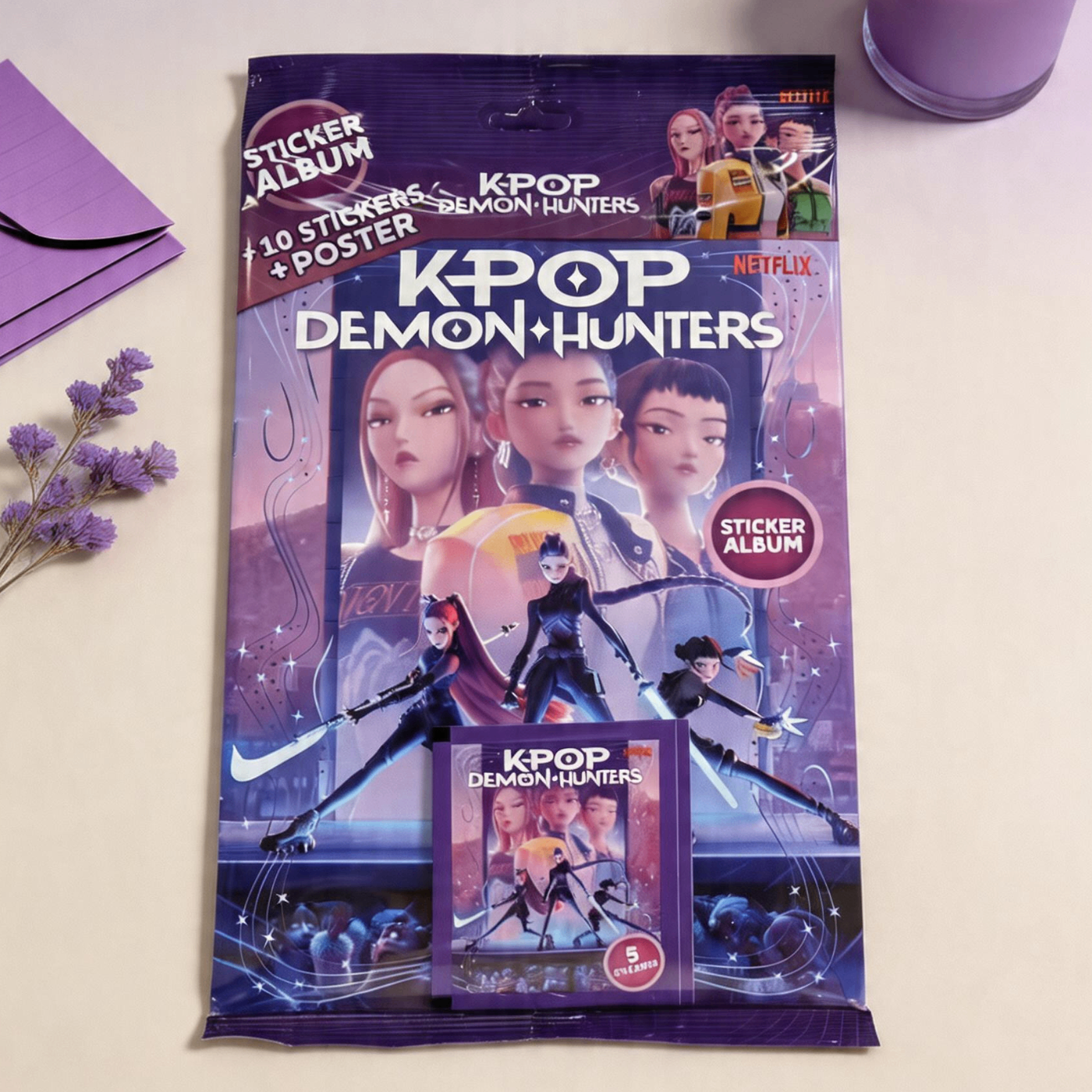 Album K-Pop Demon Hunters con 10 Sticker e Poster